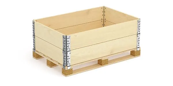 Wooden pallet collars assembled on a pallet base
