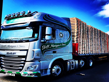 Heat Treated Pallets on a lorry